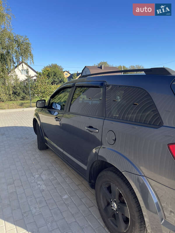 Внедорожник / Кроссовер Dodge Journey 2013 в Ровно