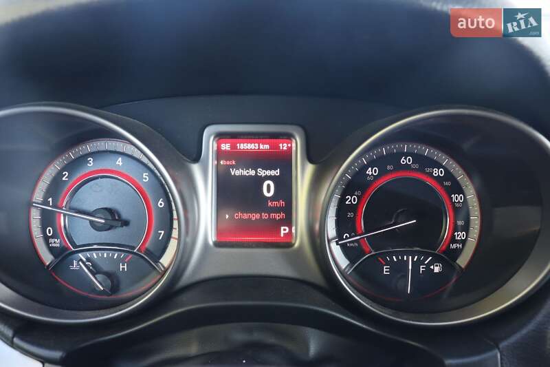 Внедорожник / Кроссовер Dodge Journey 2014 в Черновцах