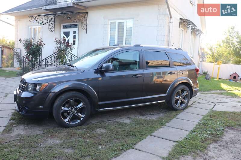 Внедорожник / Кроссовер Dodge Journey 2014 в Черновцах