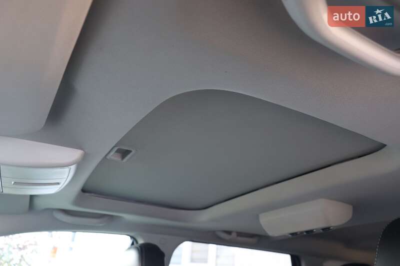 Внедорожник / Кроссовер Dodge Journey 2014 в Черновцах