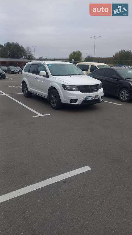 Внедорожник / Кроссовер Dodge Journey 2015 в Александровке