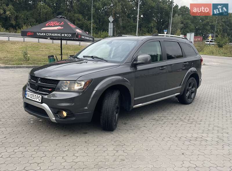 Внедорожник / Кроссовер Dodge Journey 2020 в 