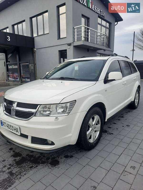 Внедорожник / Кроссовер Dodge Journey 2010 в 
