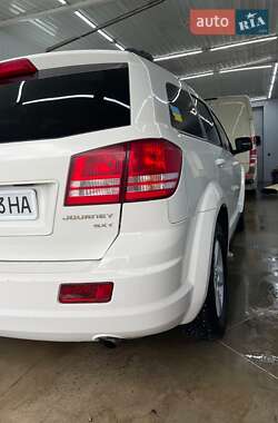 Внедорожник / Кроссовер Dodge Journey 2010 в 