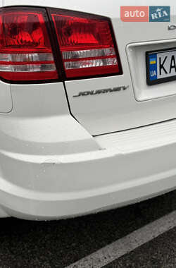 Внедорожник / Кроссовер Dodge Journey 2016 в 