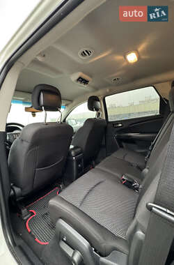 Внедорожник / Кроссовер Dodge Journey 2016 в 