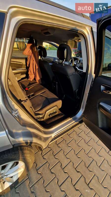 Позашляховик / Кросовер Dodge Journey 2016 в Луцьку