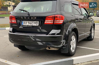 Позашляховик / Кросовер Dodge Journey 2012 в 