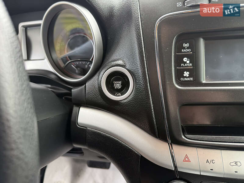 Позашляховик / Кросовер Dodge Journey 2018 в Стрию