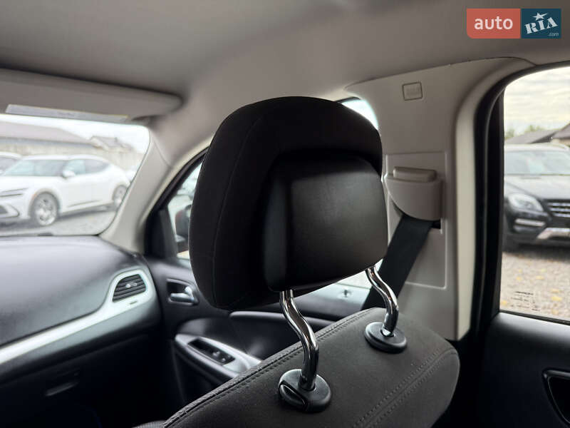 Позашляховик / Кросовер Dodge Journey 2018 в Стрию