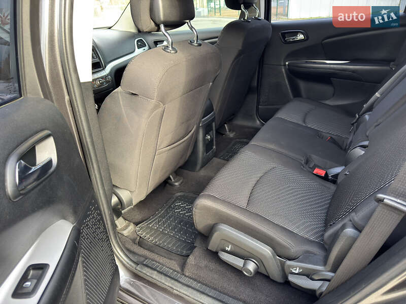 Позашляховик / Кросовер Dodge Journey 2015 в Житомирі фото 13 Позашляховик / Кросовер Dodge Journey 2015 в Житомирі