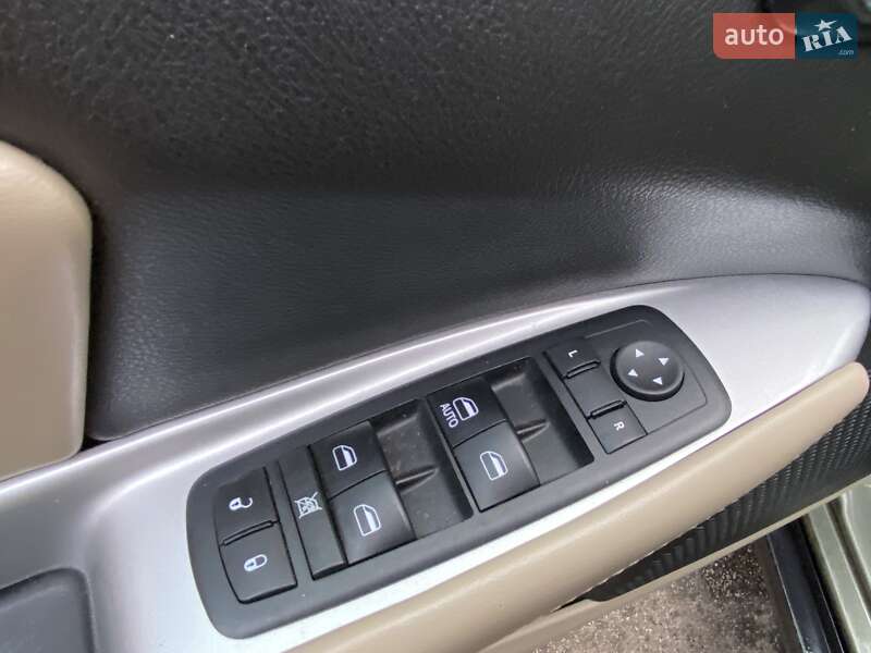 Внедорожник / Кроссовер Dodge Journey 2017 в Киеве фото 28 Внедорожник / Кроссовер Dodge Journey 2017 в Киеве