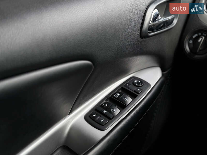 Позашляховик / Кросовер Dodge Journey 2018 в Києві фото 16 Позашляховик / Кросовер Dodge Journey 2018 в Києві