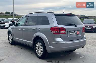 Позашляховик / Кросовер Dodge Journey 2018 в  фото 6 Позашляховик / Кросовер Dodge Journey 2018 в