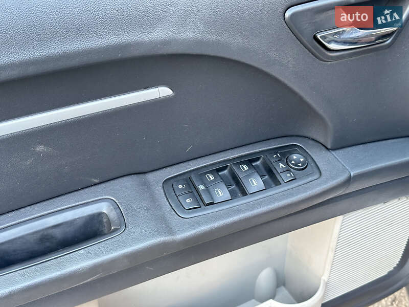 Внедорожник / Кроссовер Dodge Journey 2008 в Харькове фото 25 Внедорожник / Кроссовер Dodge Journey 2008 в Харькове