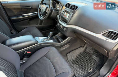 Позашляховик / Кросовер Dodge Journey 2012 в  фото 17 Позашляховик / Кросовер Dodge Journey 2012 в