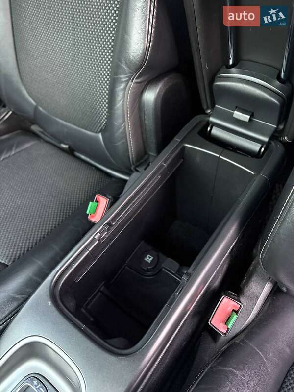 Позашляховик / Кросовер Dodge Journey 2015 в Києві фото 28 Позашляховик / Кросовер Dodge Journey 2015 в Києві