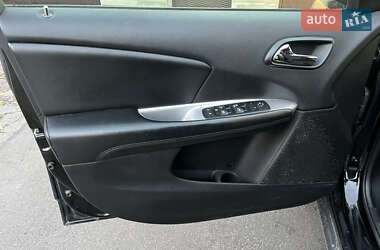 Позашляховик / Кросовер Dodge Journey 2015 в  фото 8 Позашляховик / Кросовер Dodge Journey 2015 в