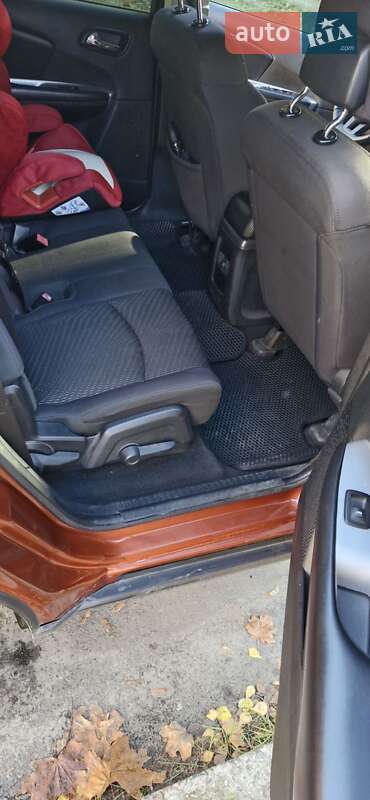 Внедорожник / Кроссовер Dodge Journey 2011 в Киеве фото 13 Внедорожник / Кроссовер Dodge Journey 2011 в Киеве