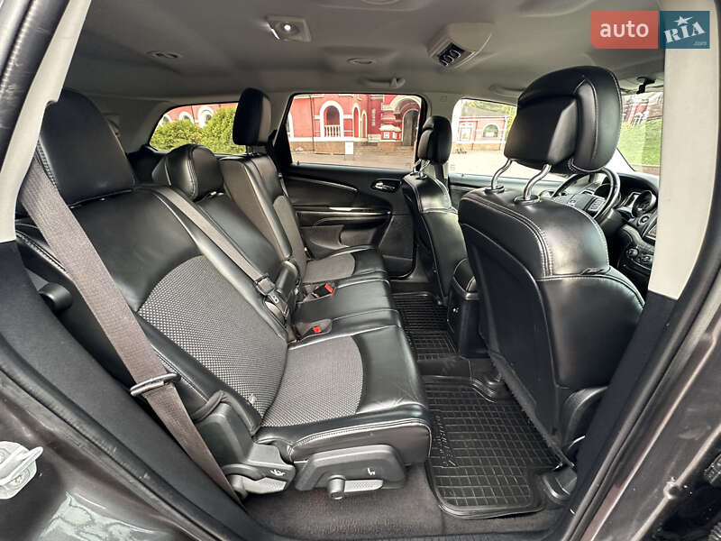 Внедорожник / Кроссовер Dodge Journey 2016 в Днепре фото 17 Внедорожник / Кроссовер Dodge Journey 2016 в Днепре