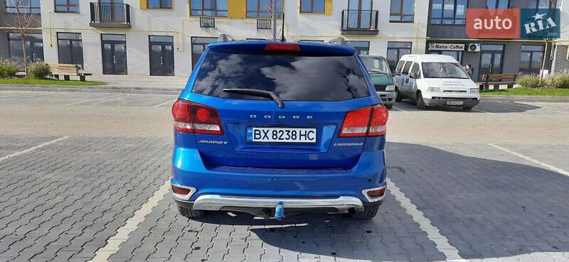 Позашляховик / Кросовер Dodge Journey 2014 в Ірпені