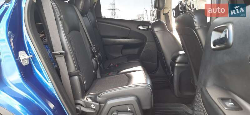 Позашляховик / Кросовер Dodge Journey 2014 в Ірпені