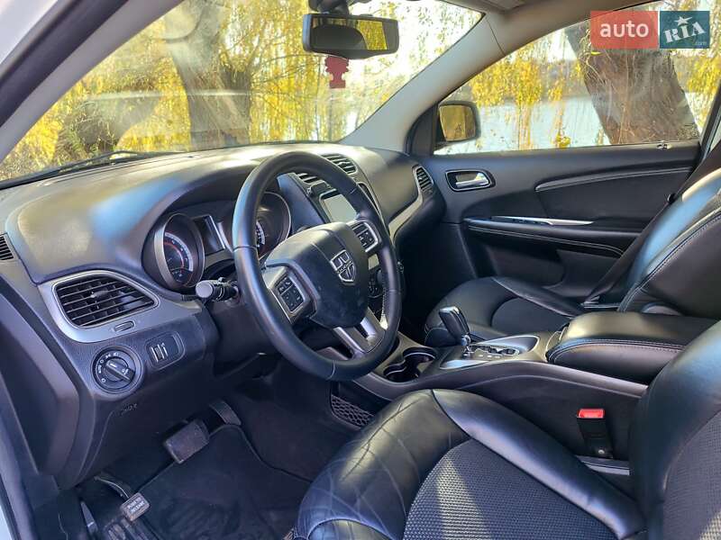 Внедорожник / Кроссовер Dodge Journey 2016 в Белой Церкви