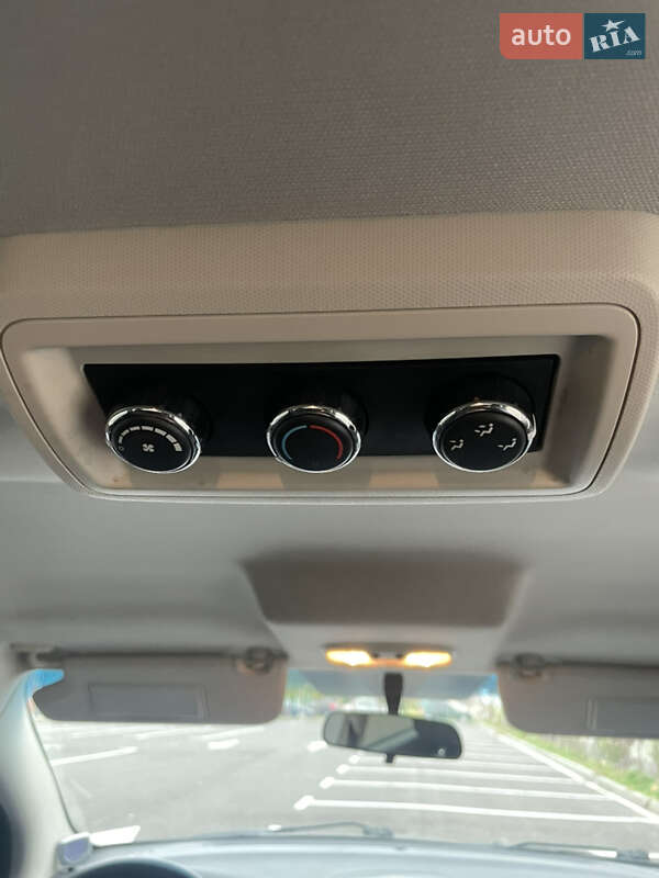 Внедорожник / Кроссовер Dodge Journey 2017 в Киеве