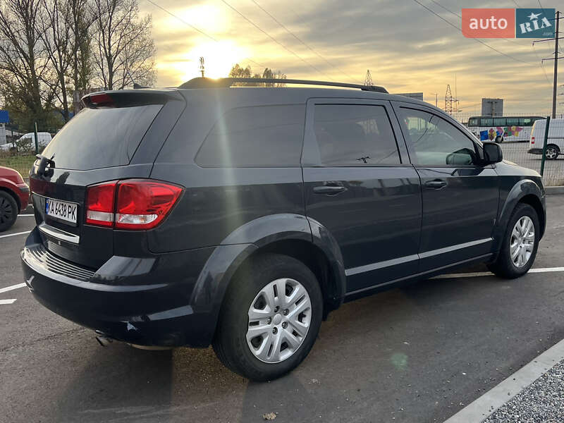 Внедорожник / Кроссовер Dodge Journey 2017 в Вишневом