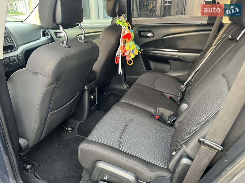 Внедорожник / Кроссовер Dodge Journey 2017 в Вишневом