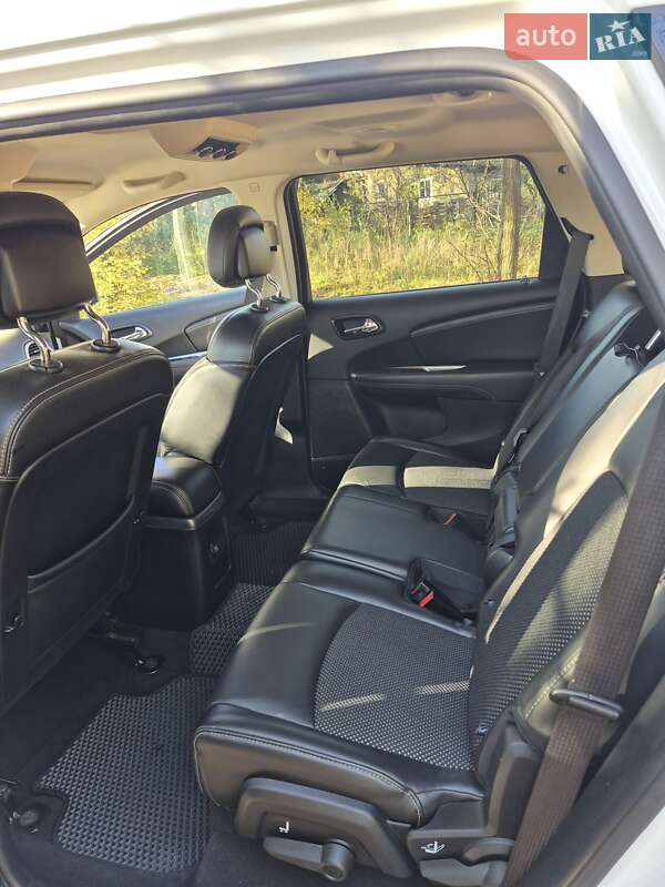 Внедорожник / Кроссовер Dodge Journey 2016 в Ивано-Франковске