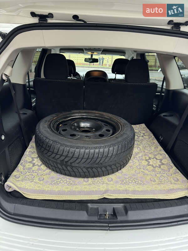 Позашляховик / Кросовер Dodge Journey 2016 в Києві фото 12 Позашляховик / Кросовер Dodge Journey 2016 в Києві