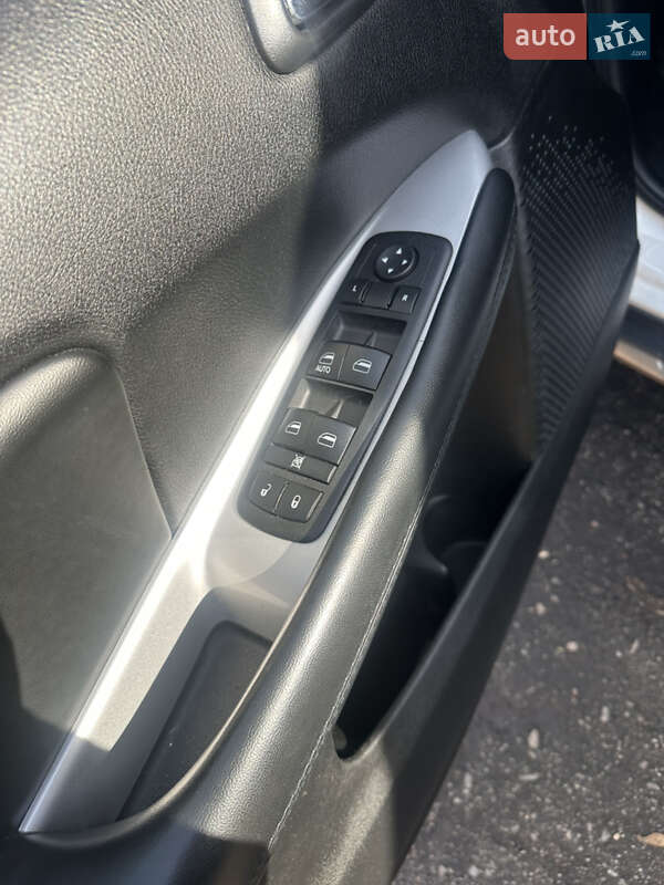 Внедорожник / Кроссовер Dodge Journey 2017 в Киеве