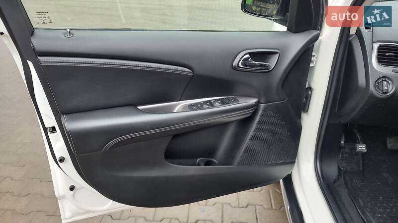 Внедорожник / Кроссовер Dodge Journey 2019 в Черкассах