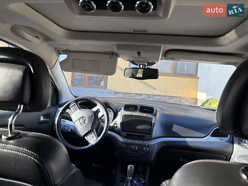 Внедорожник / Кроссовер Dodge Journey 2017 в Ужгороде