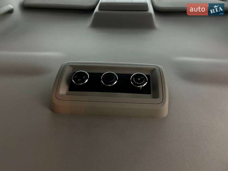 Позашляховик / Кросовер Dodge Journey 2014 в Чернівцях