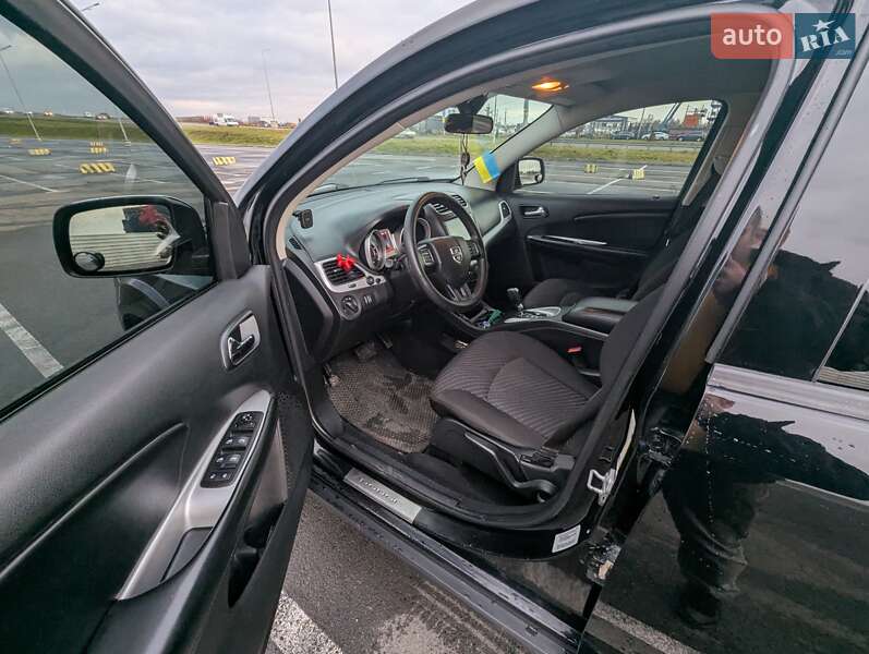 Внедорожник / Кроссовер Dodge Journey 2014 в Львове