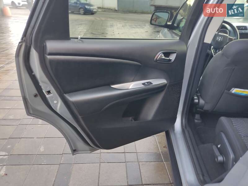 Позашляховик / Кросовер Dodge Journey 2017 в Вінниці