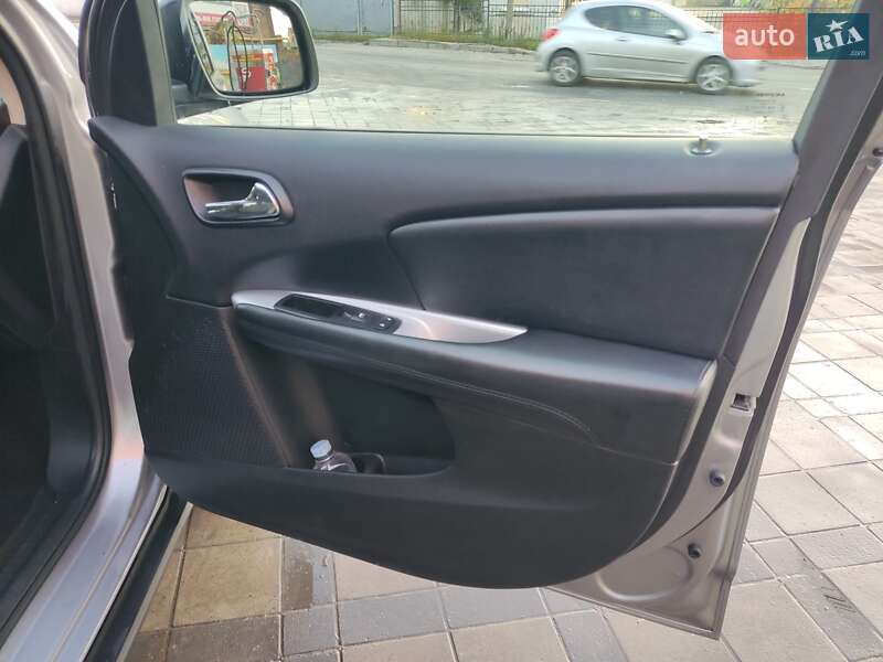 Позашляховик / Кросовер Dodge Journey 2017 в Вінниці