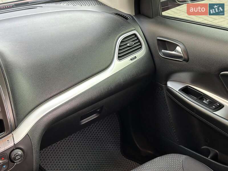 Внедорожник / Кроссовер Dodge Journey 2014 в Одессе фото 19 Внедорожник / Кроссовер Dodge Journey 2014 в Одессе