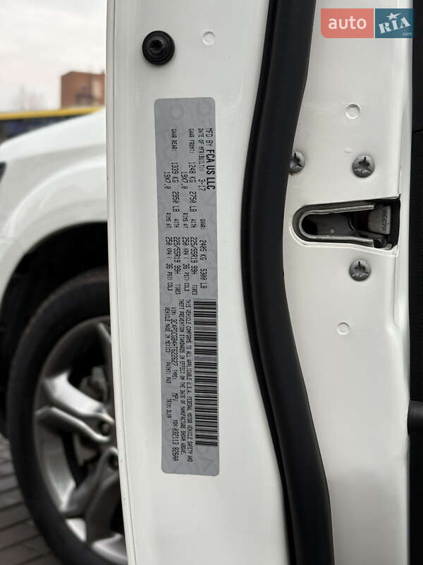 Позашляховик / Кросовер Dodge Journey 2017 в Львові фото 47 Позашляховик / Кросовер Dodge Journey 2017 в Львові