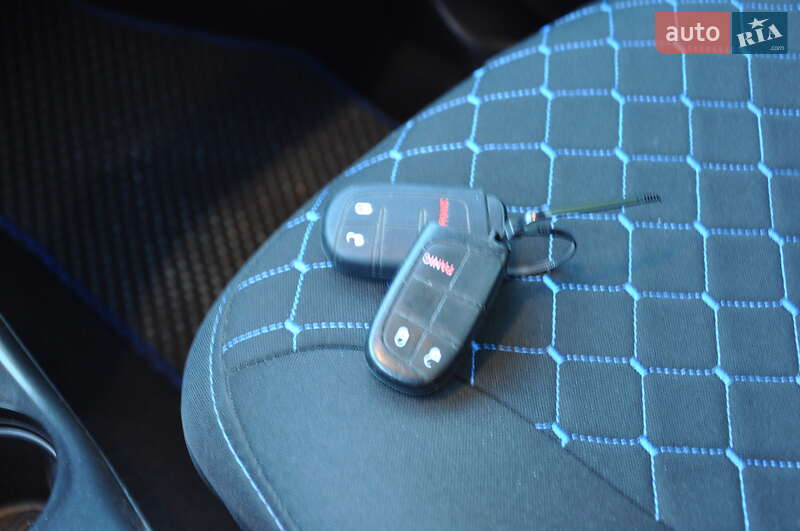 Позашляховик / Кросовер Dodge Journey 2017 в Львові фото 17 Позашляховик / Кросовер Dodge Journey 2017 в Львові