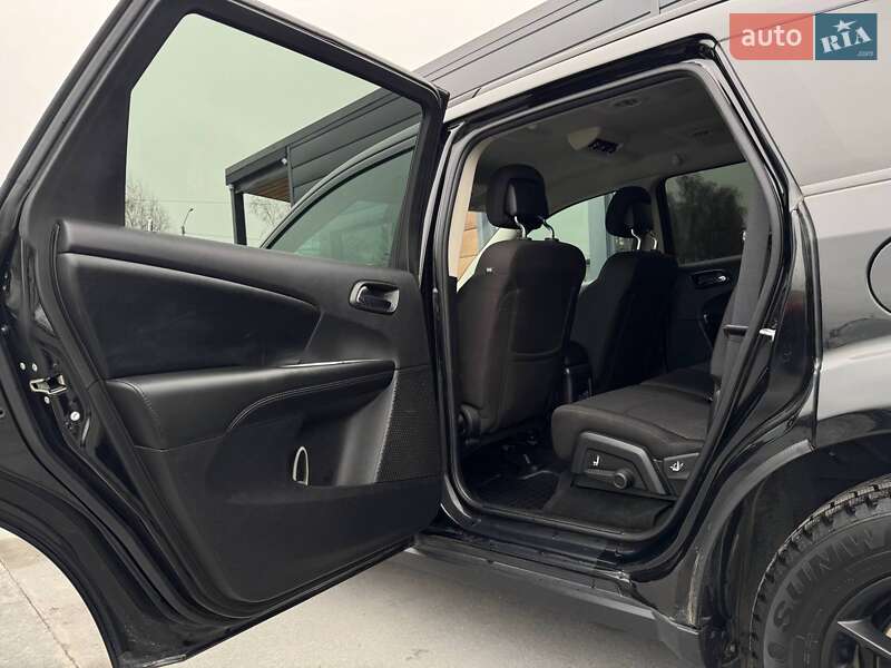 Внедорожник / Кроссовер Dodge Journey 2017 в Ровно