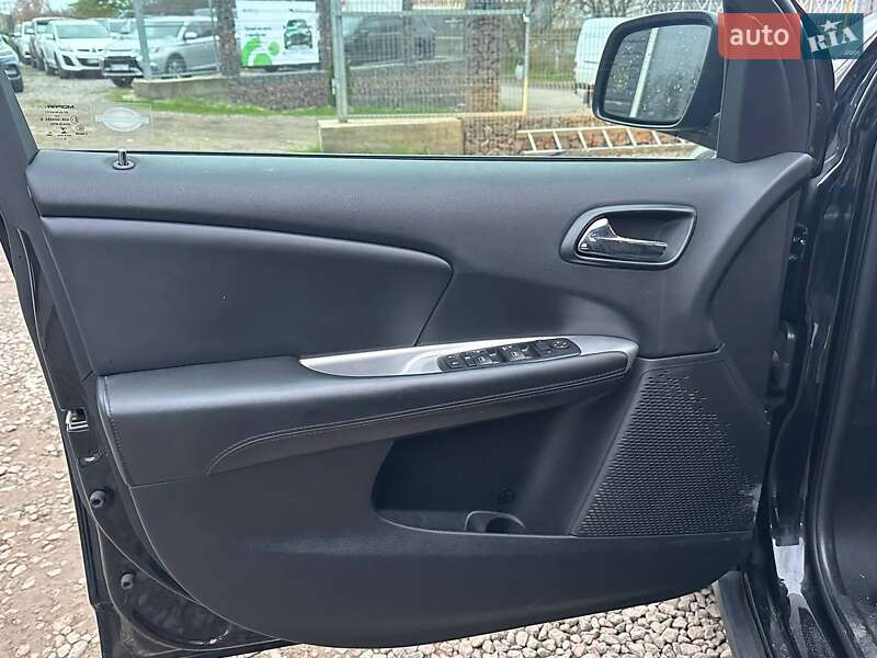 Позашляховик / Кросовер Dodge Journey 2016 в Одесі