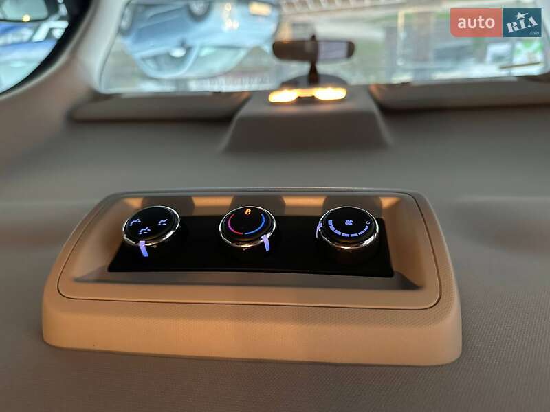 Позашляховик / Кросовер Dodge Journey 2016 в Одесі