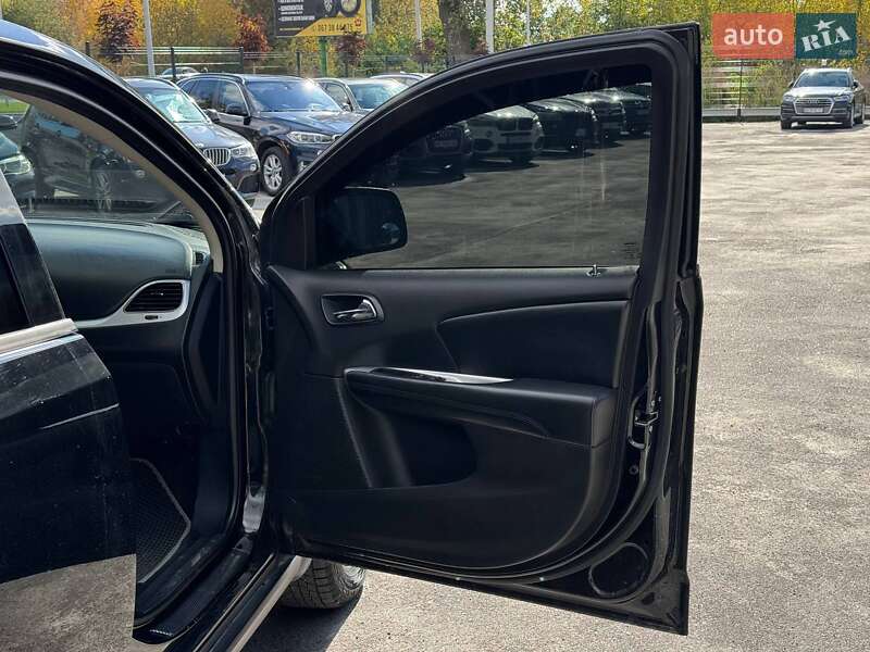 Внедорожник / Кроссовер Dodge Journey 2016 в Каменец-Подольском