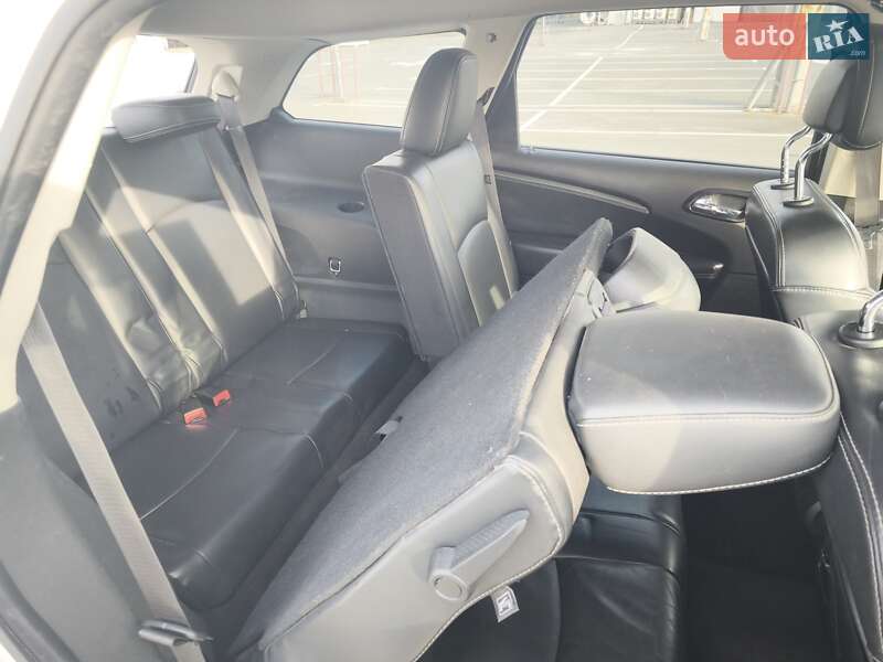 Позашляховик / Кросовер Dodge Journey 2018 в Києві