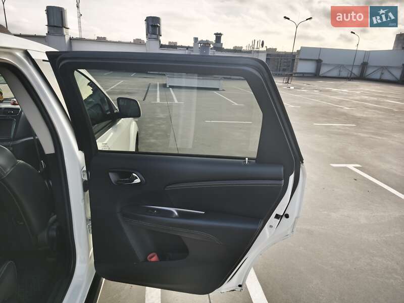 Позашляховик / Кросовер Dodge Journey 2018 в Києві