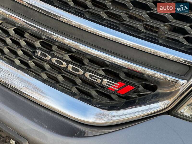 Позашляховик / Кросовер Dodge Journey 2012 в Охтирці