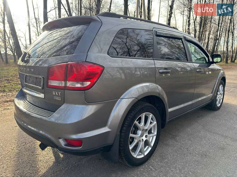 Позашляховик / Кросовер Dodge Journey 2012 в Охтирці